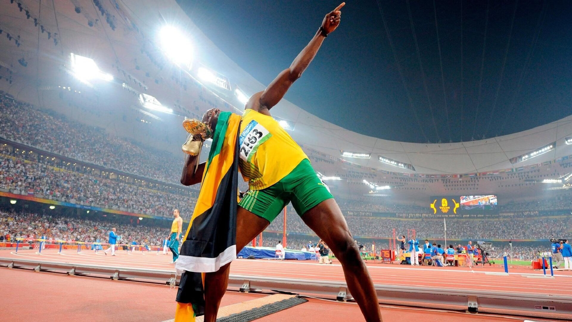 Uzi巅峰对决，科维托娃与30激战G2分钟，问鼎冠军胜负难料！